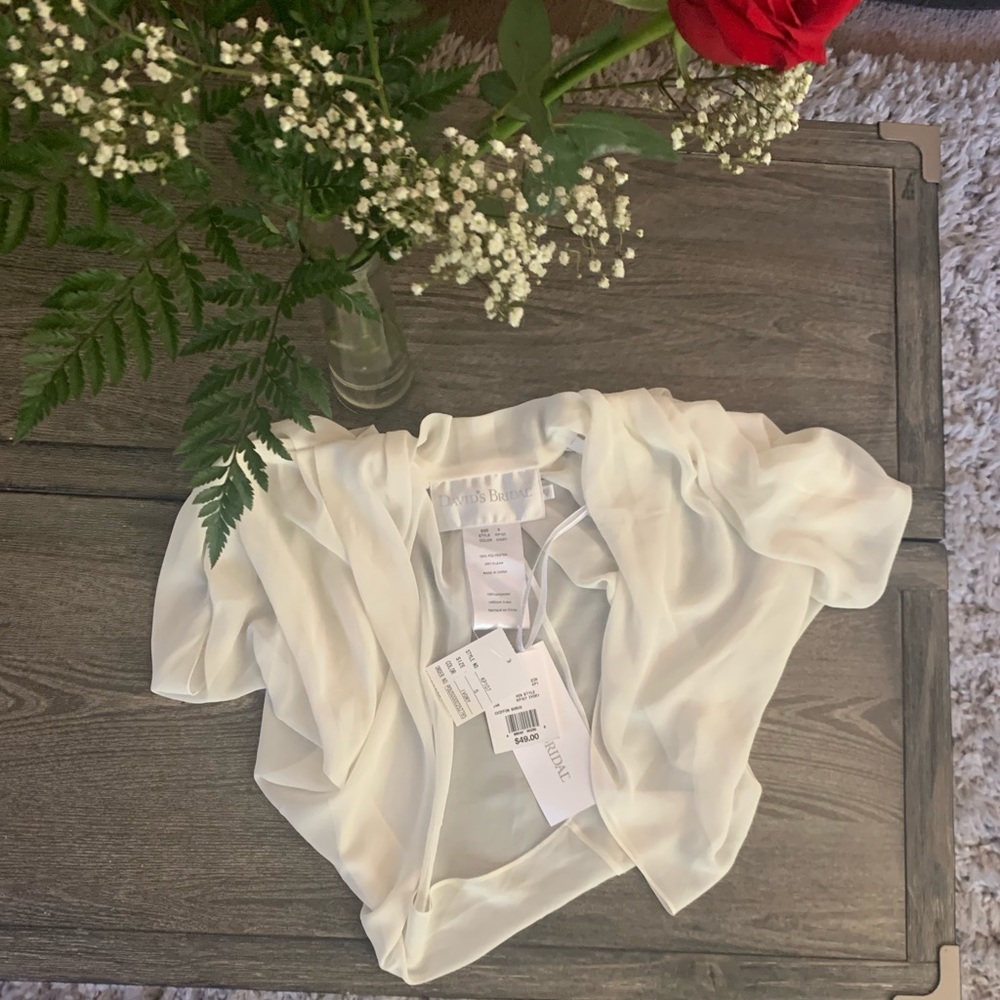 David’s Bridal Ivory Chiffon Bolero Jacket